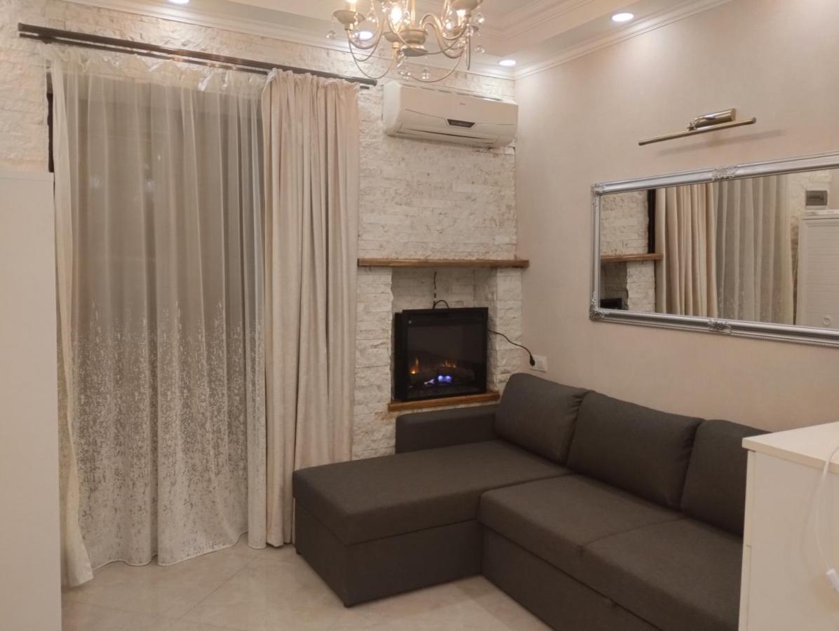 Room In Sololaki Tiflis Exterior foto